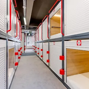 Hostel Kapsula, Varšava